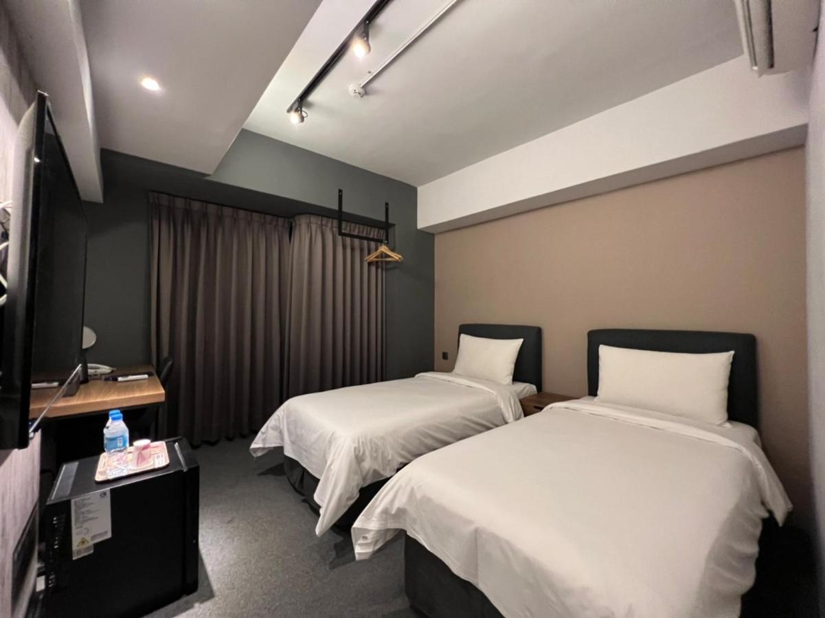 Doudian Ddinn Hotel Тайчжун Екстер'єр фото